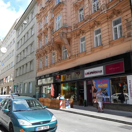 Apartment Downtown Behounska Brno
